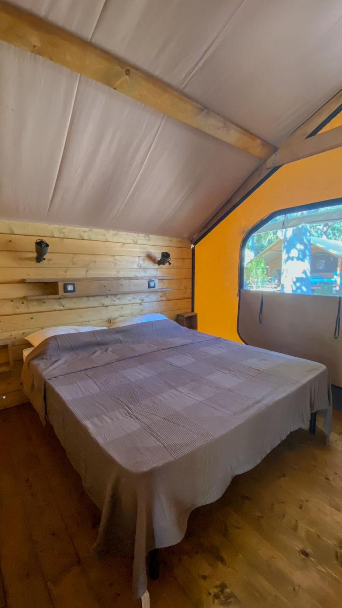 Il Pampaleone Glamping And Resort Acireale Camera foto